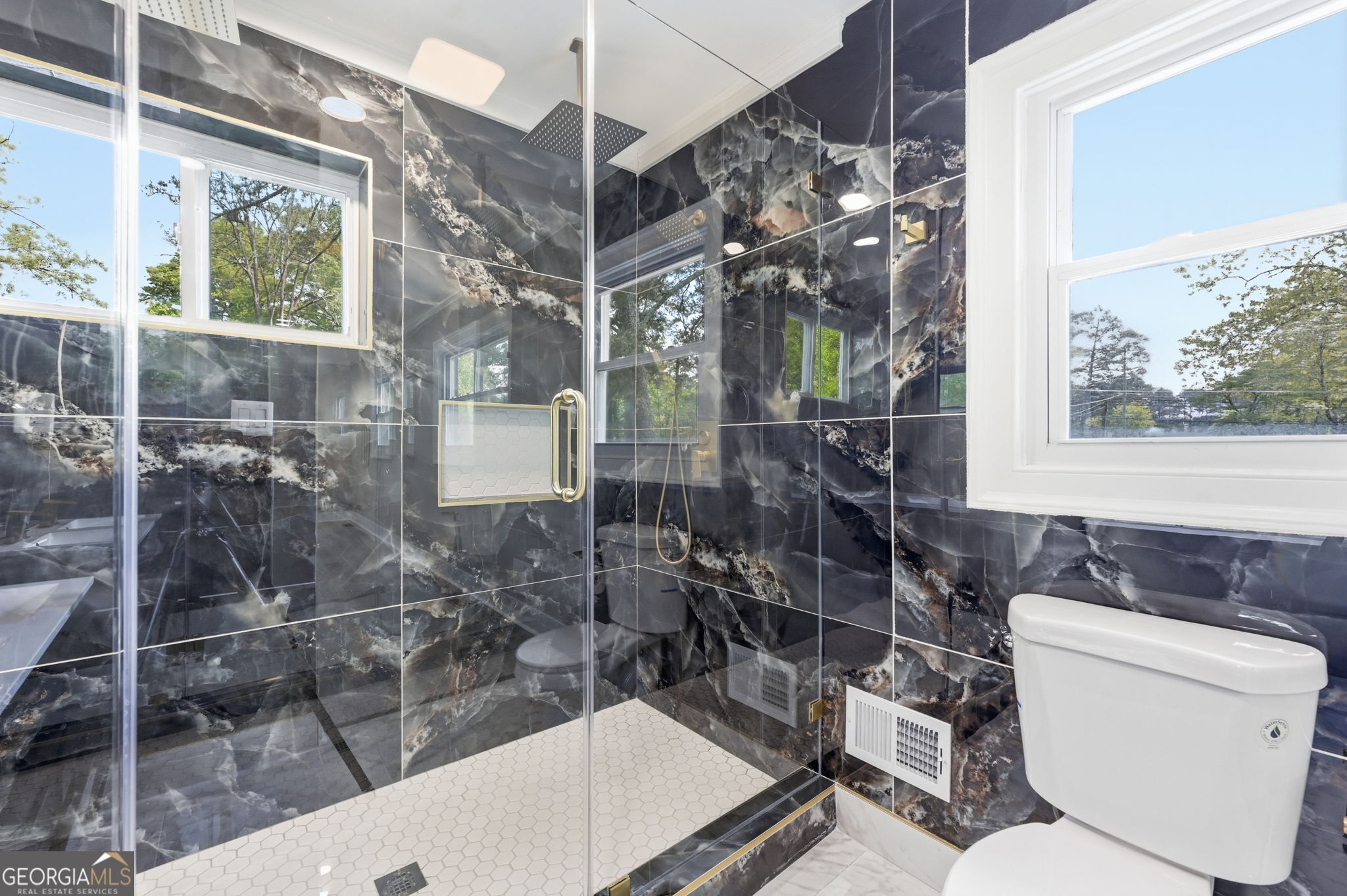 4113 Radcliffe Court