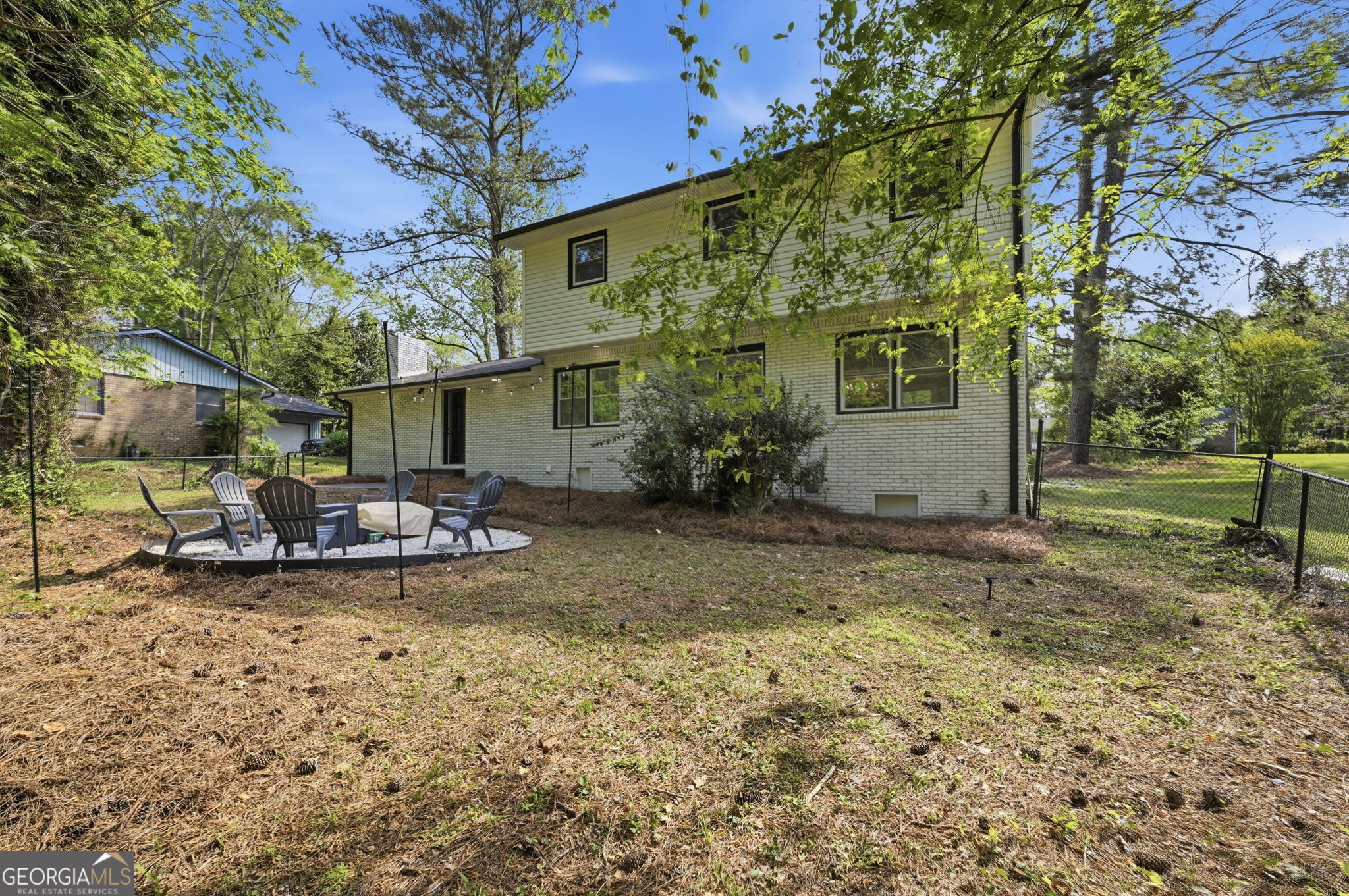 4113 Radcliffe Court