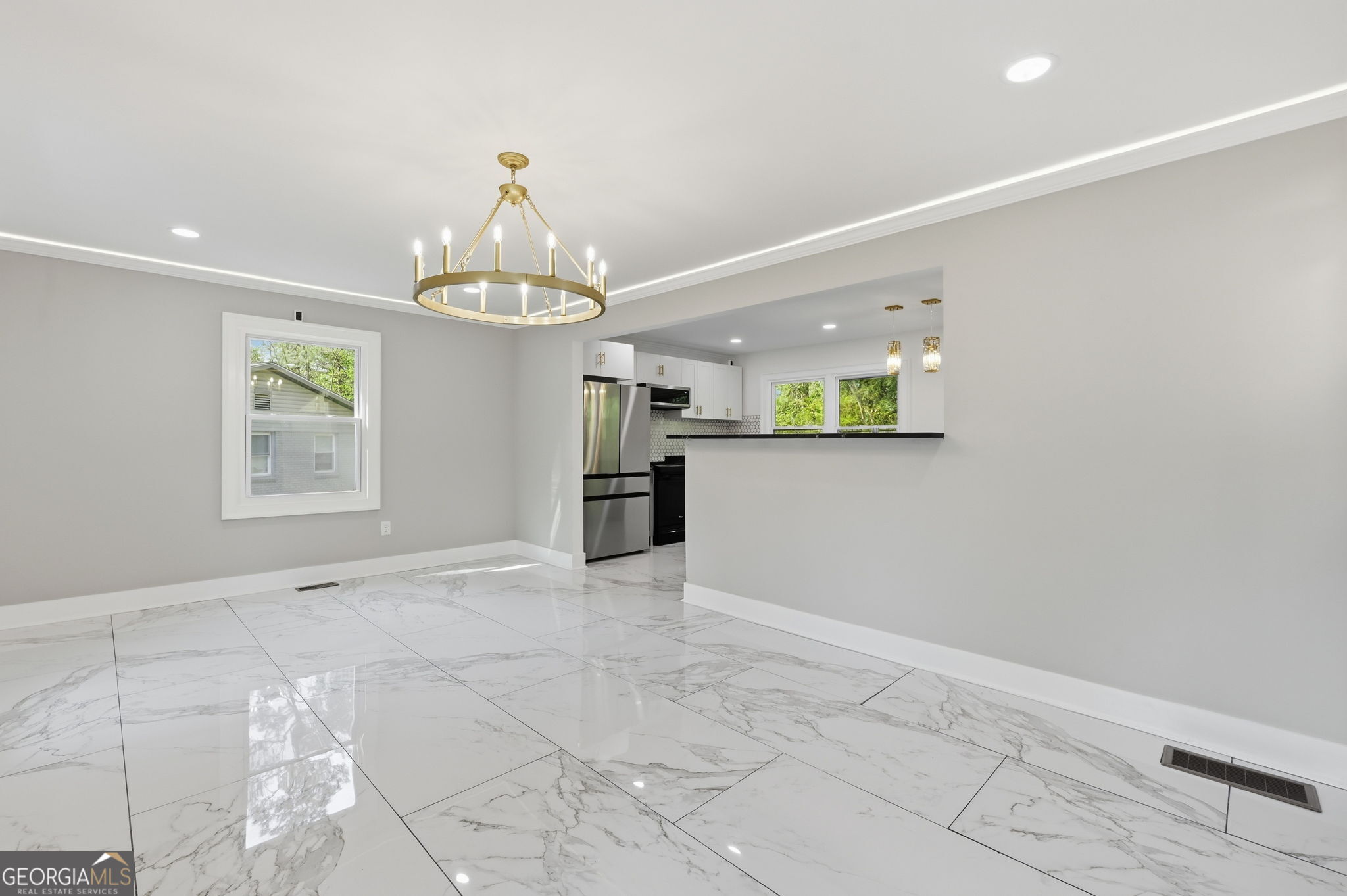 4113 Radcliffe Court
