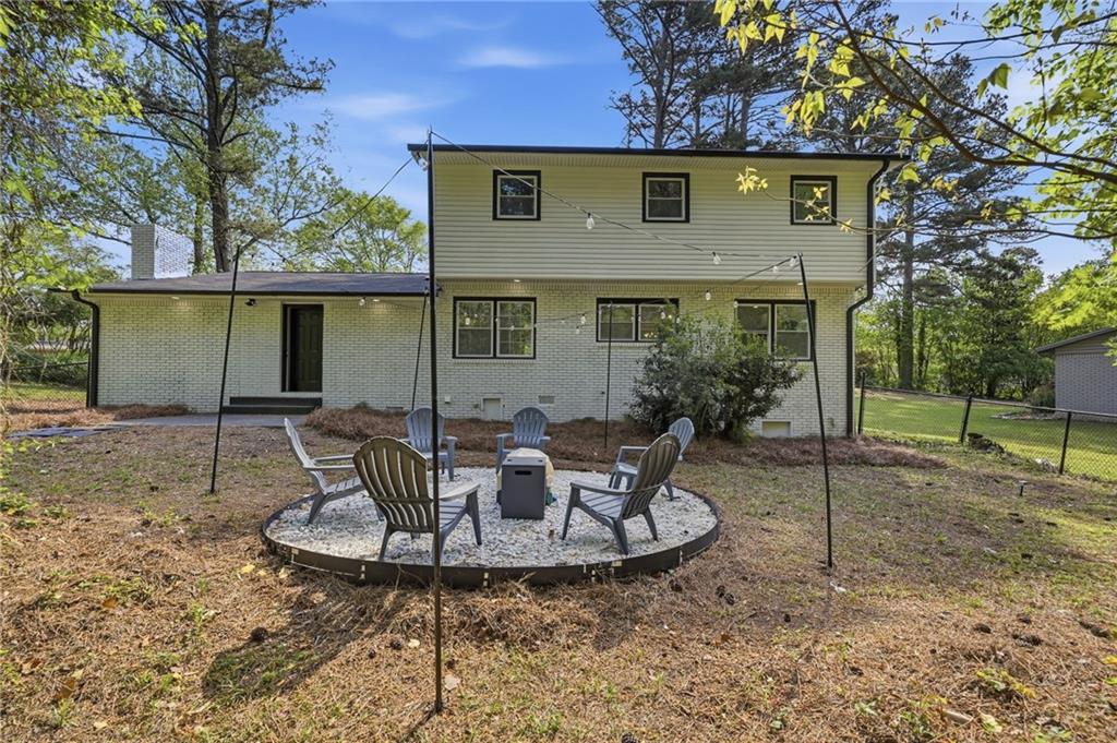 4113 Radcliffe Ct