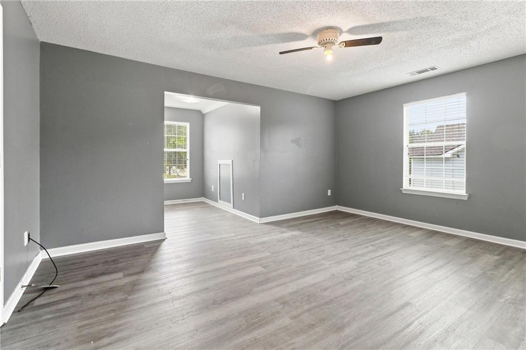 6959 Foxmoor Way