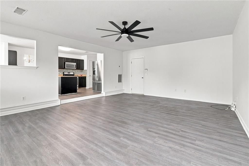6959 Foxmoor Way