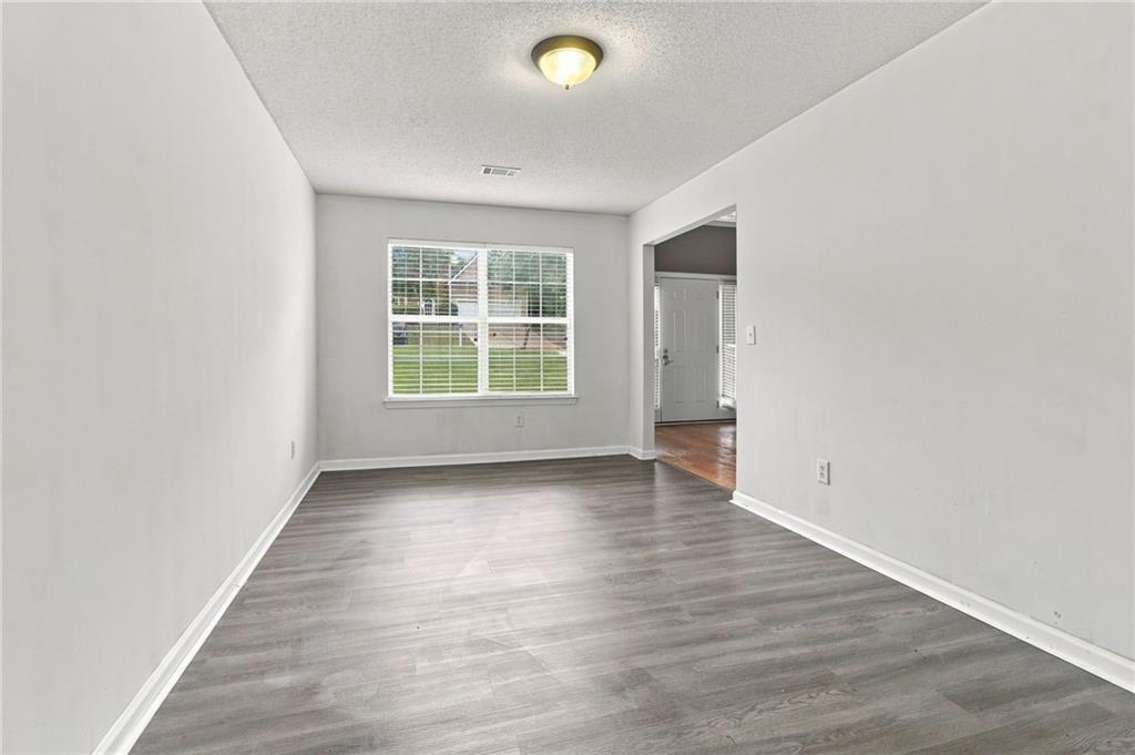 6959 Foxmoor Way