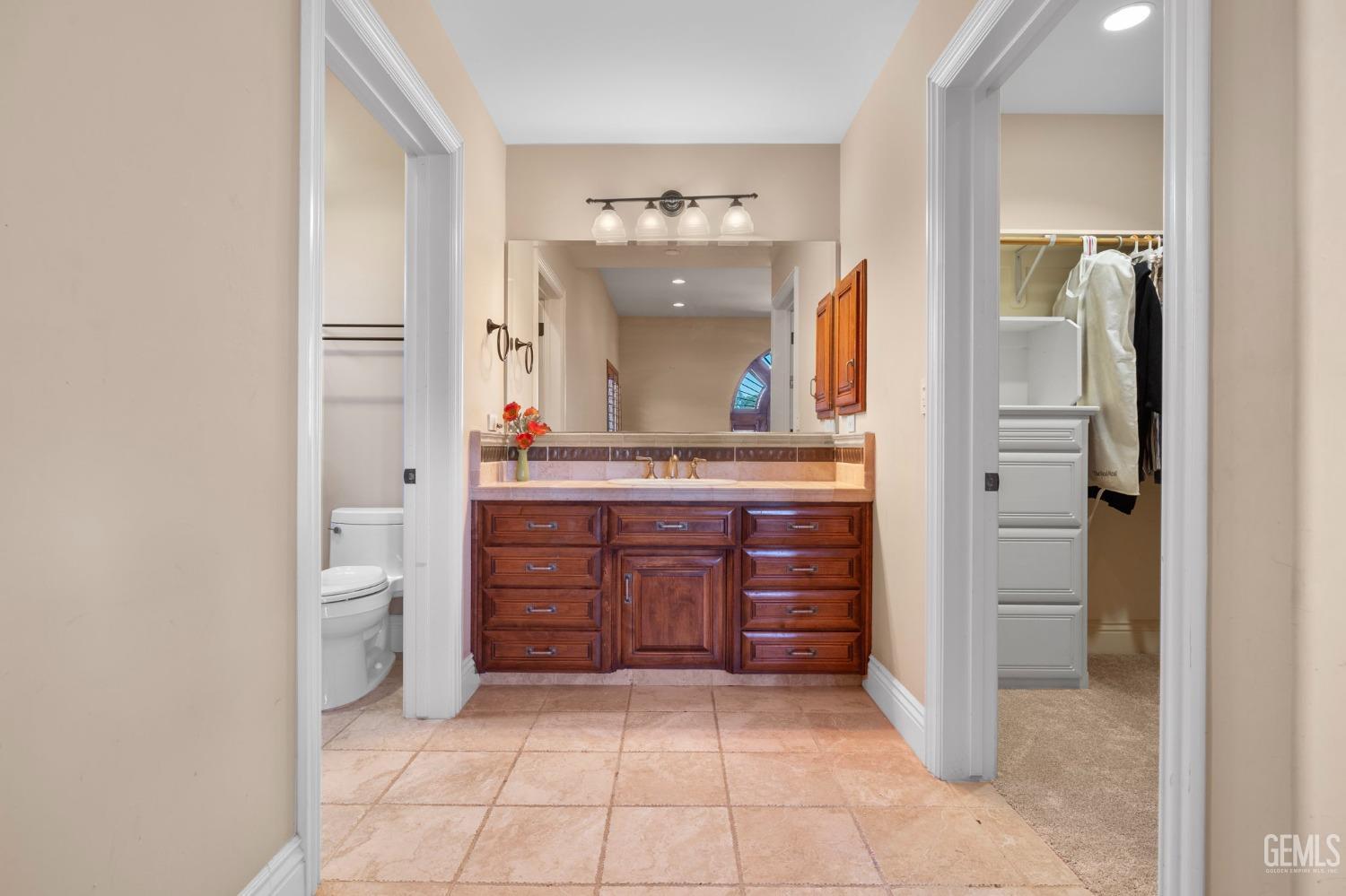 4275 Country Club Drive