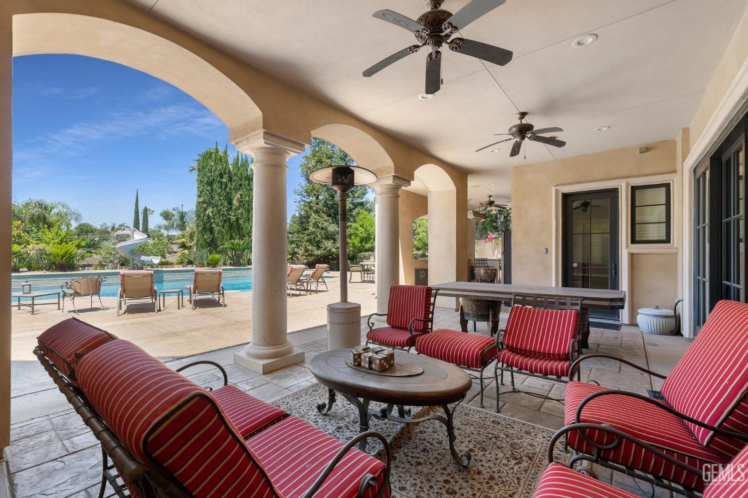 4275 Country Club Drive