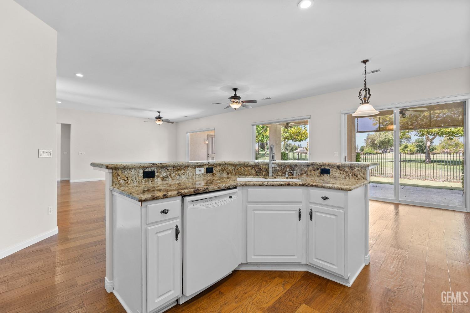 3015 Violet Rose Court