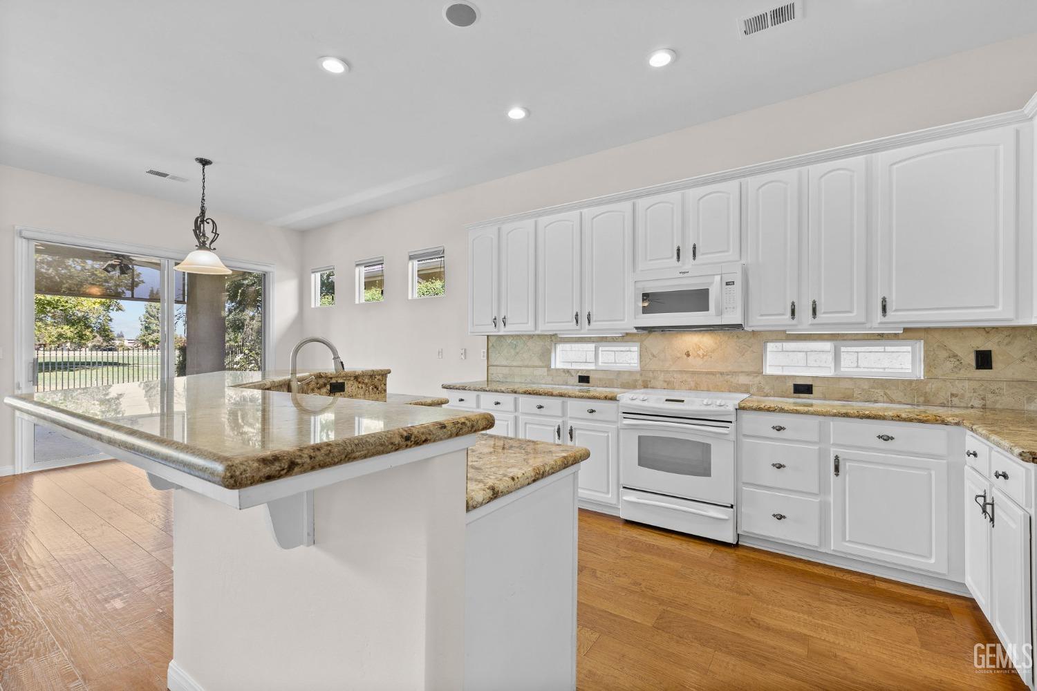 3015 Violet Rose Court