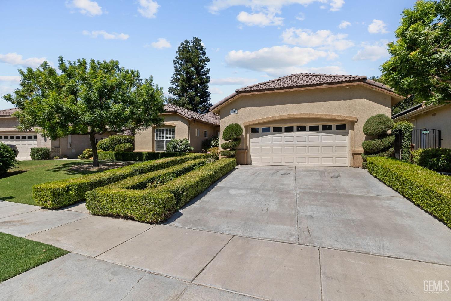3015 Violet Rose Court