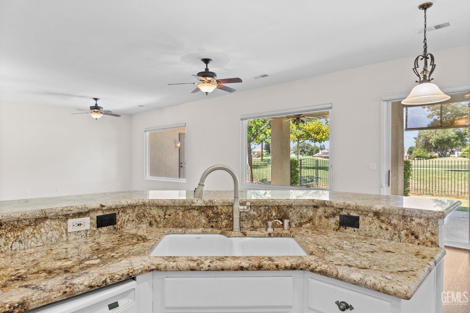 3015 Violet Rose Court