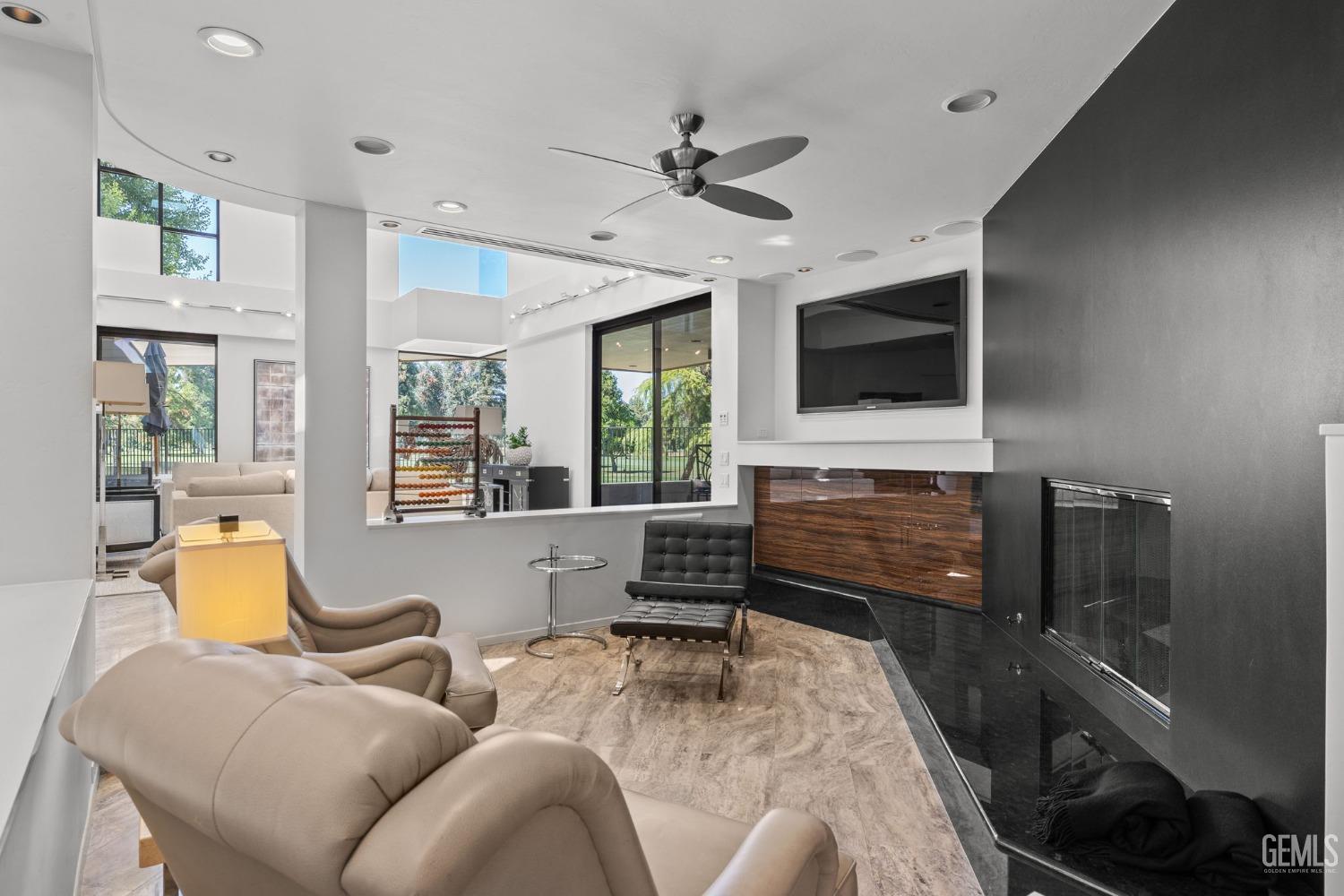 7512 Calle Privada
