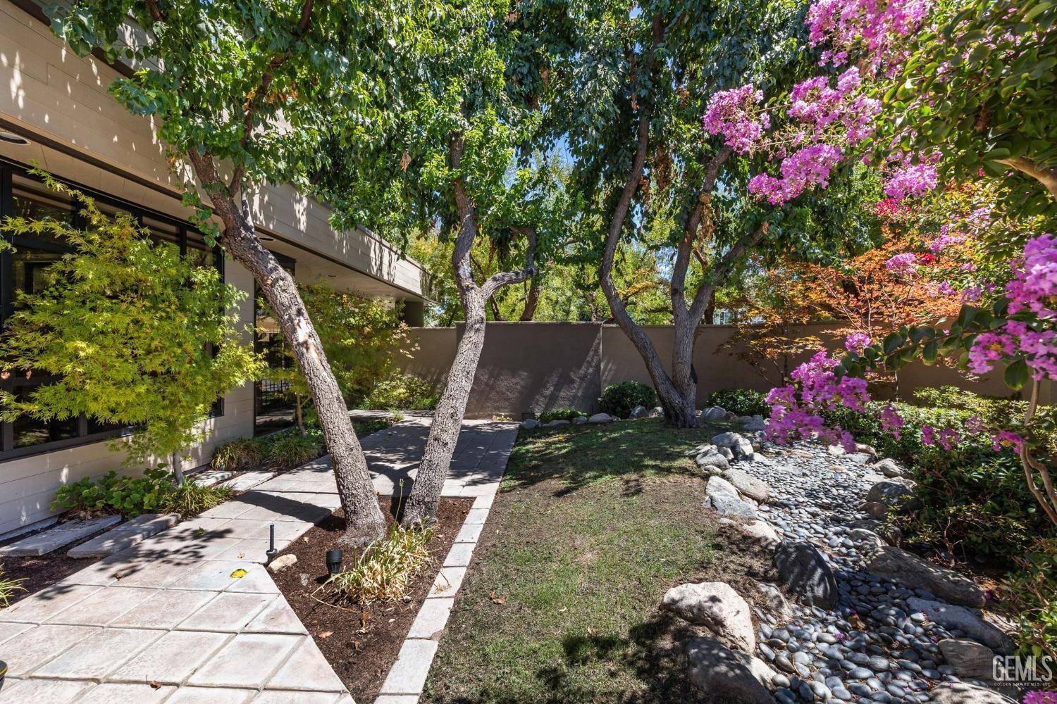 7512 Calle Privada