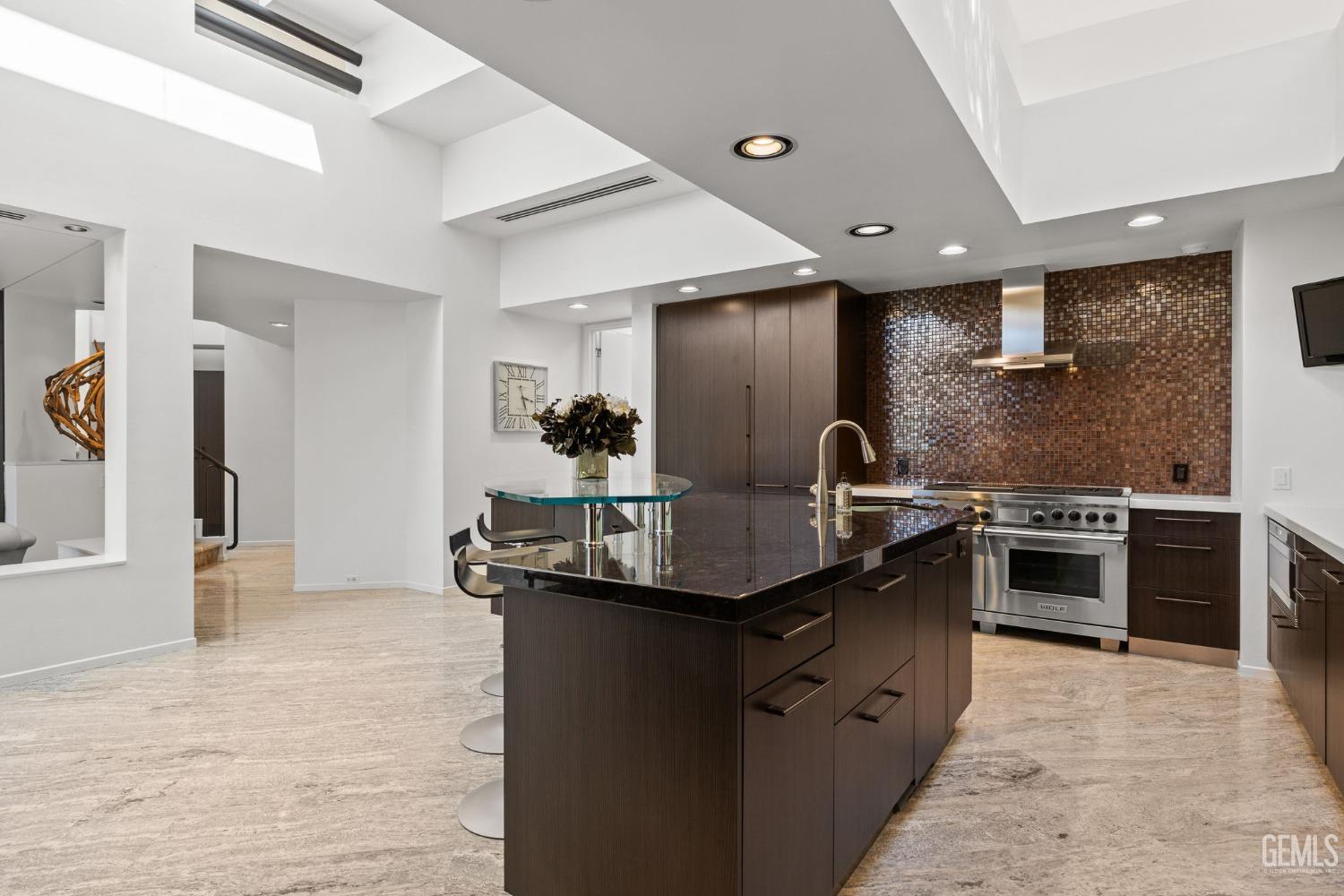 7512 Calle Privada