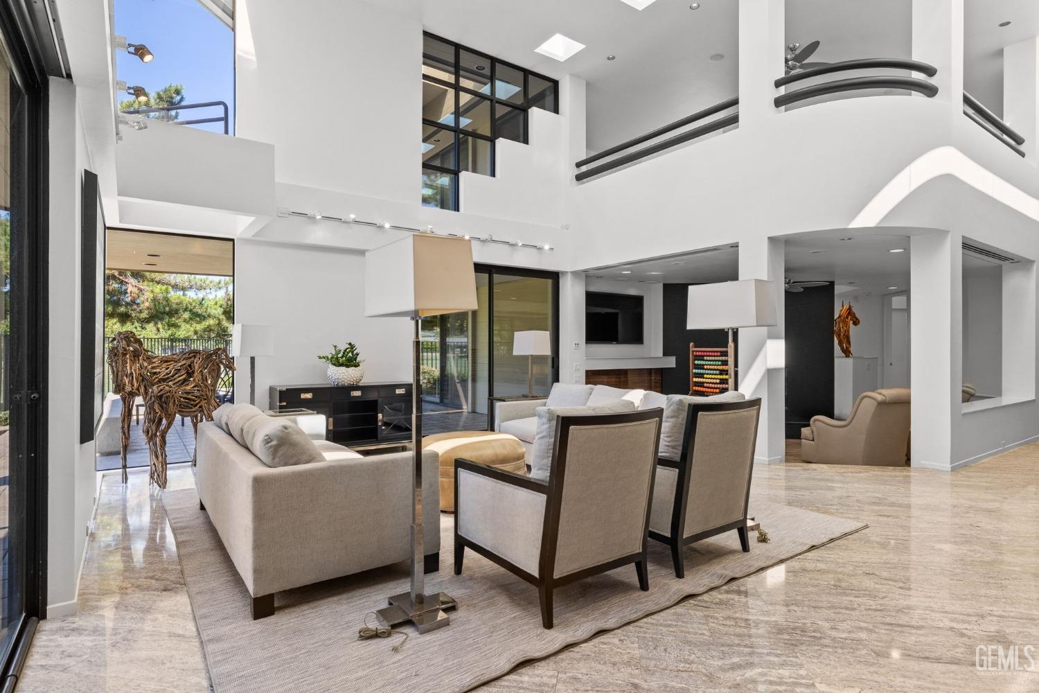 7512 Calle Privada