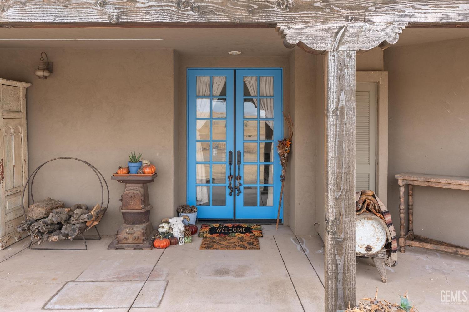 6002 General Beale Road