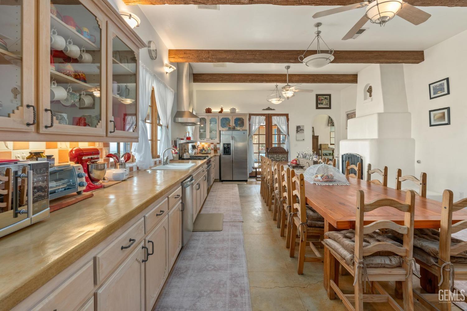 6002 General Beale Road