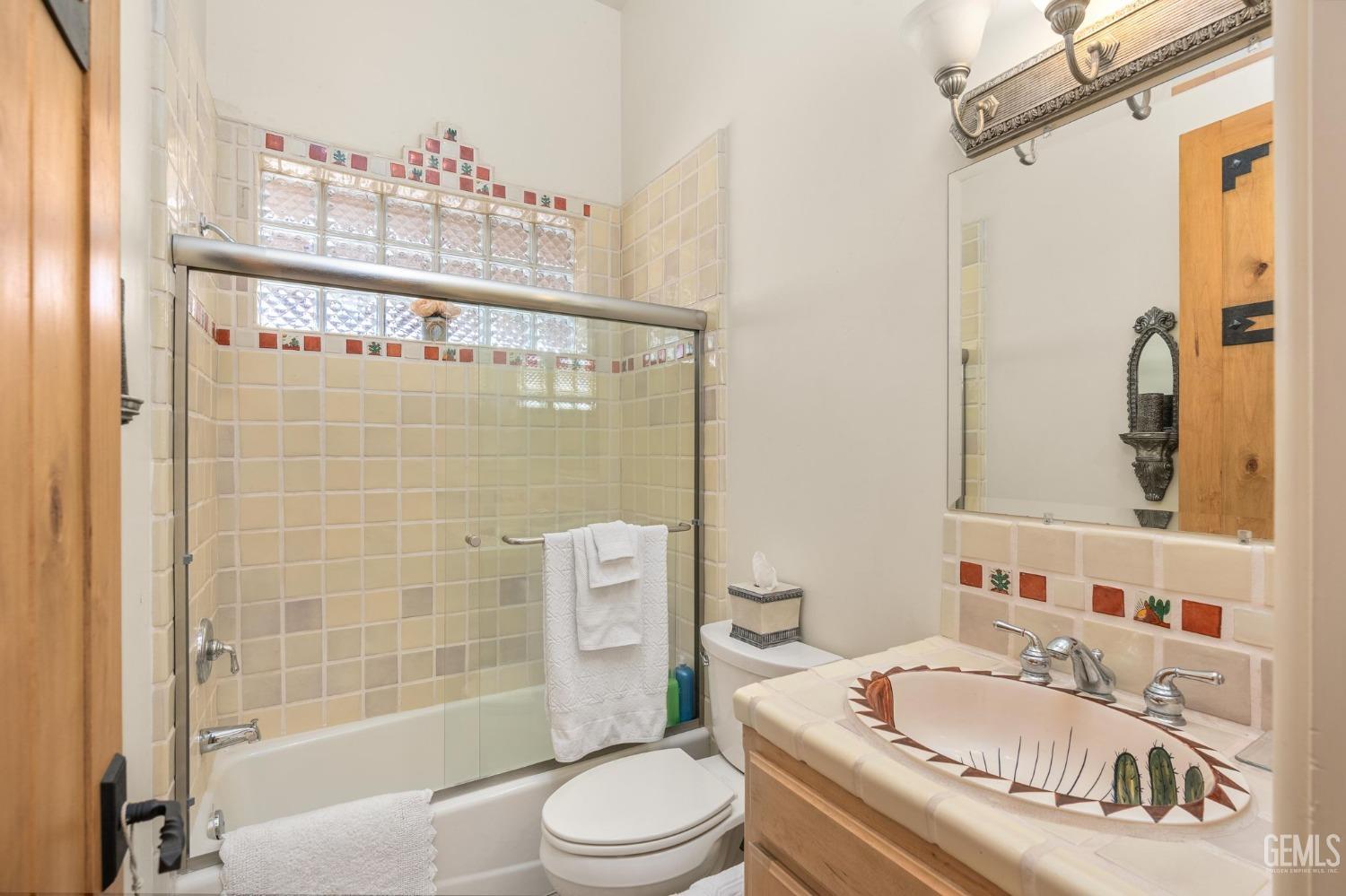 6002 General Beale Road