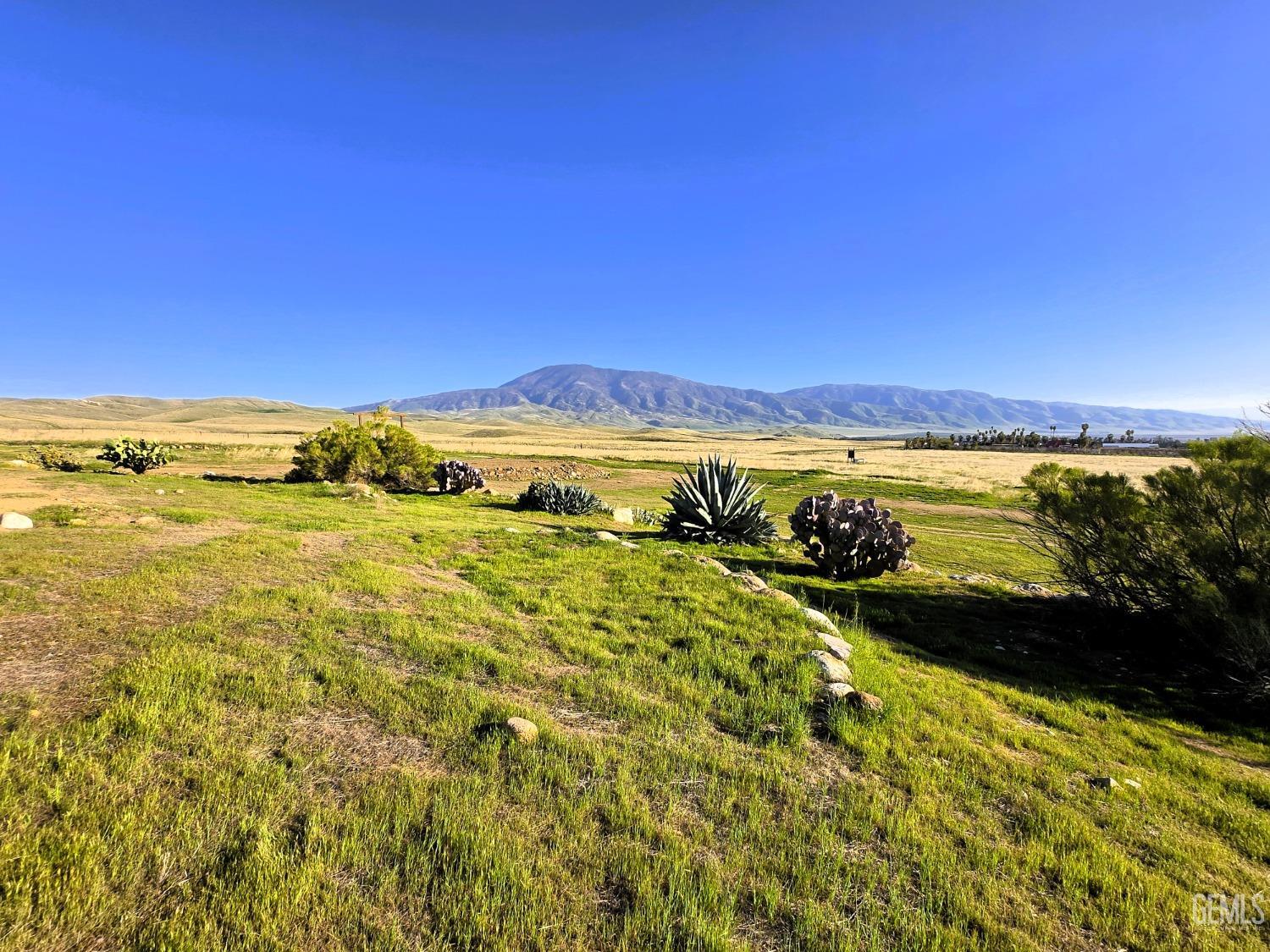 6002 General Beale Road