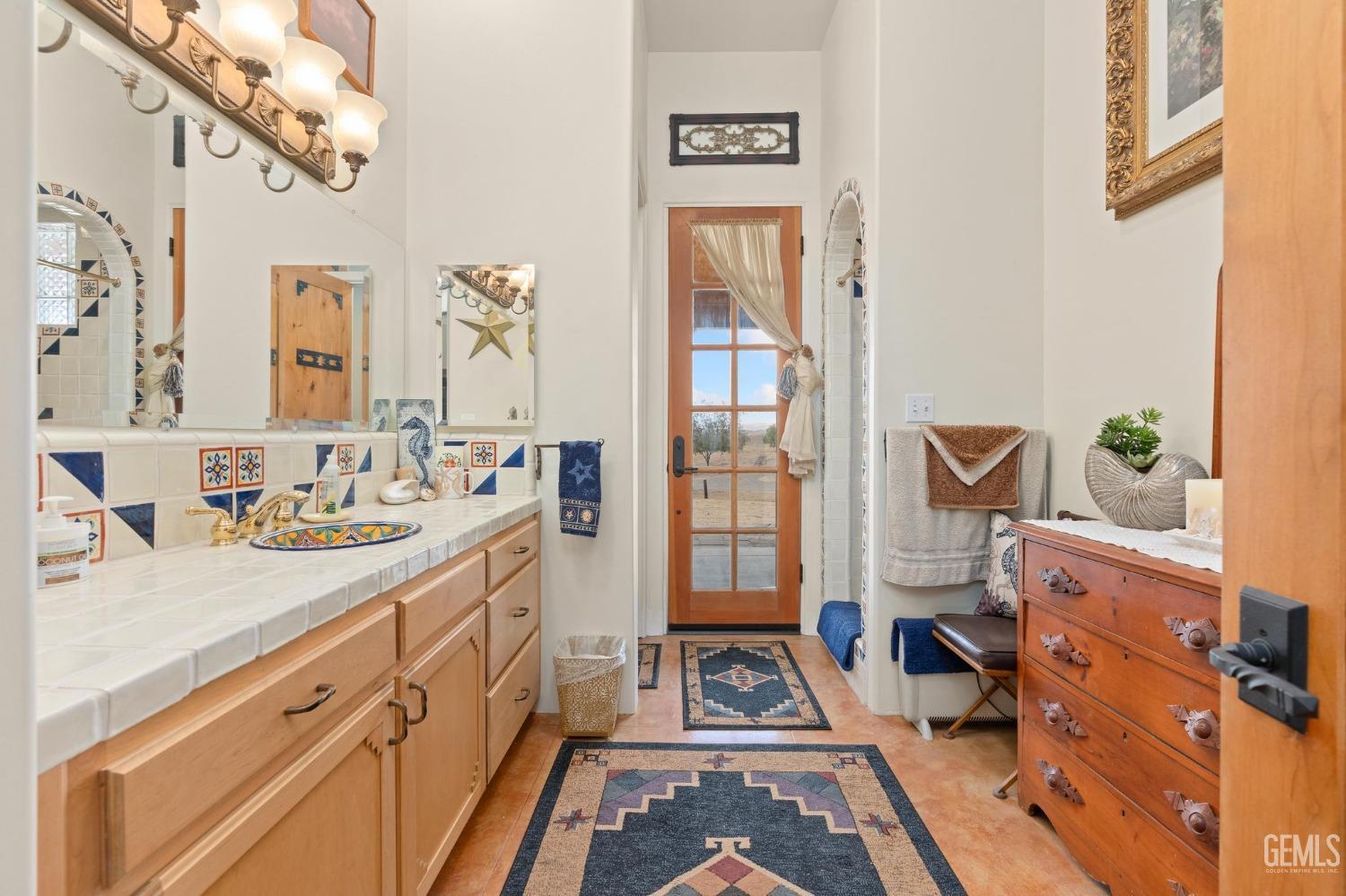 6002 General Beale Road