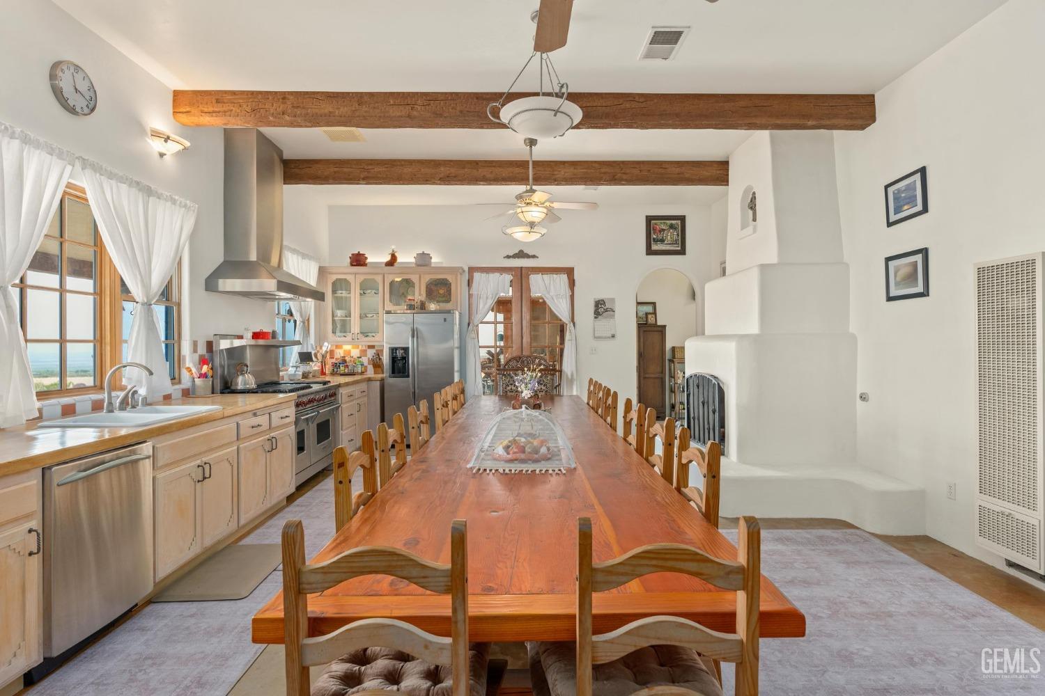 6002 General Beale Road