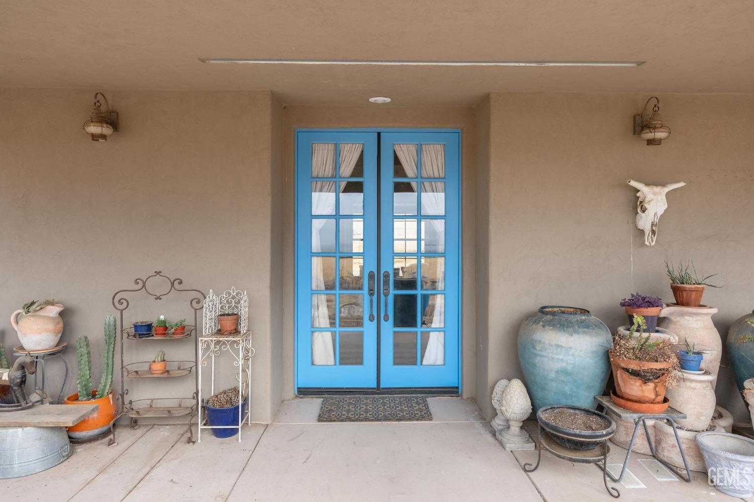 6002 General Beale Road