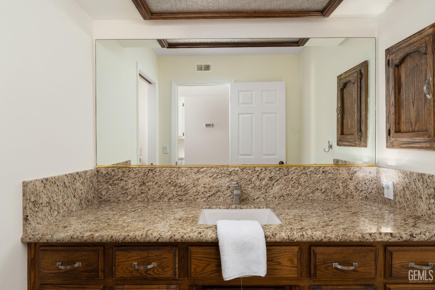 5107 Cimarron Street