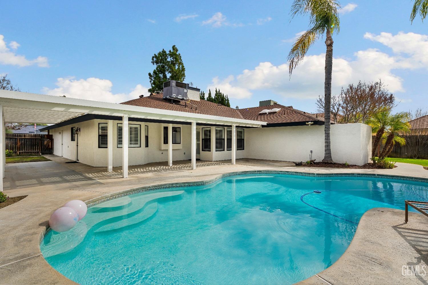 5107 Cimarron Street