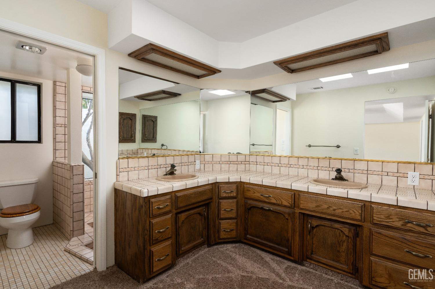 5107 Cimarron Street