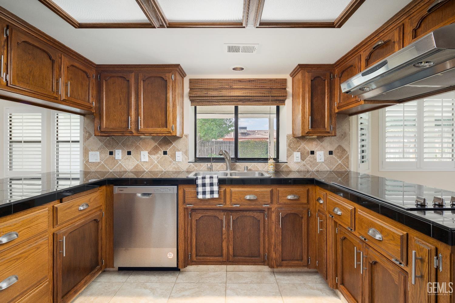 5107 Cimarron Street