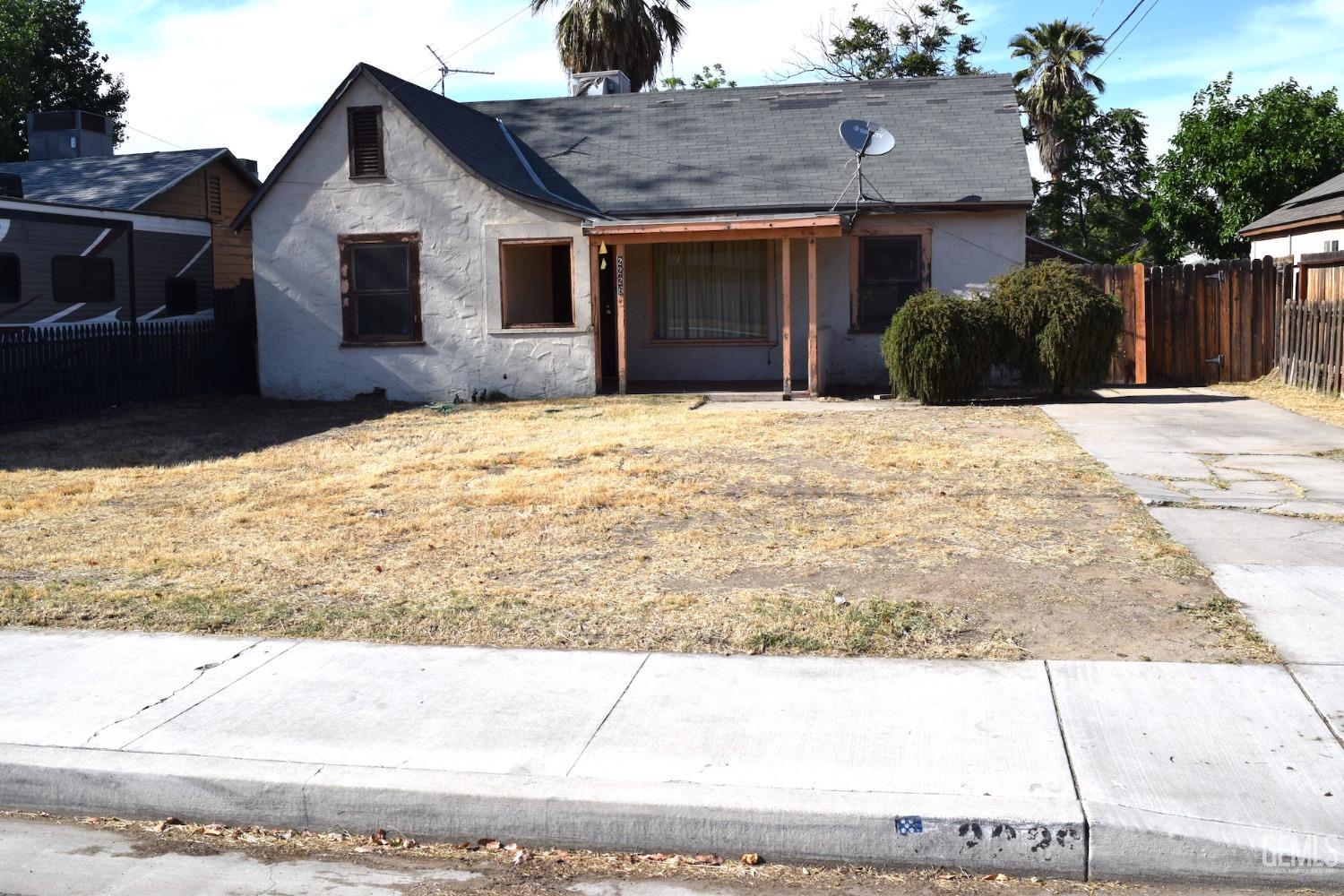 2226 Buena Vista Street