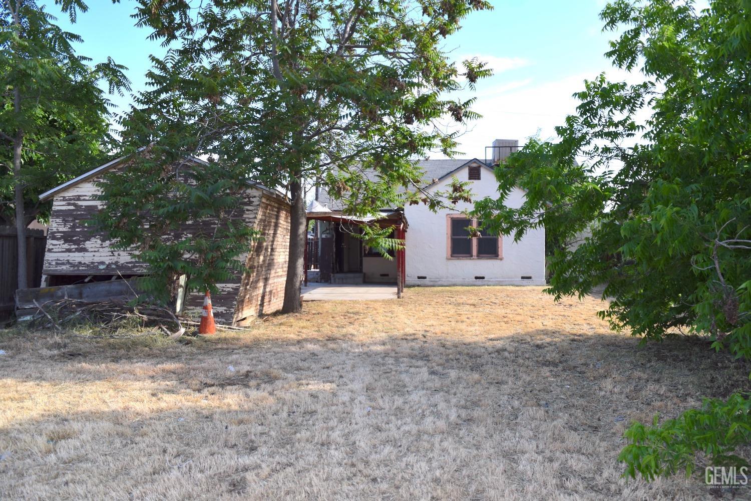 2226 Buena Vista Street