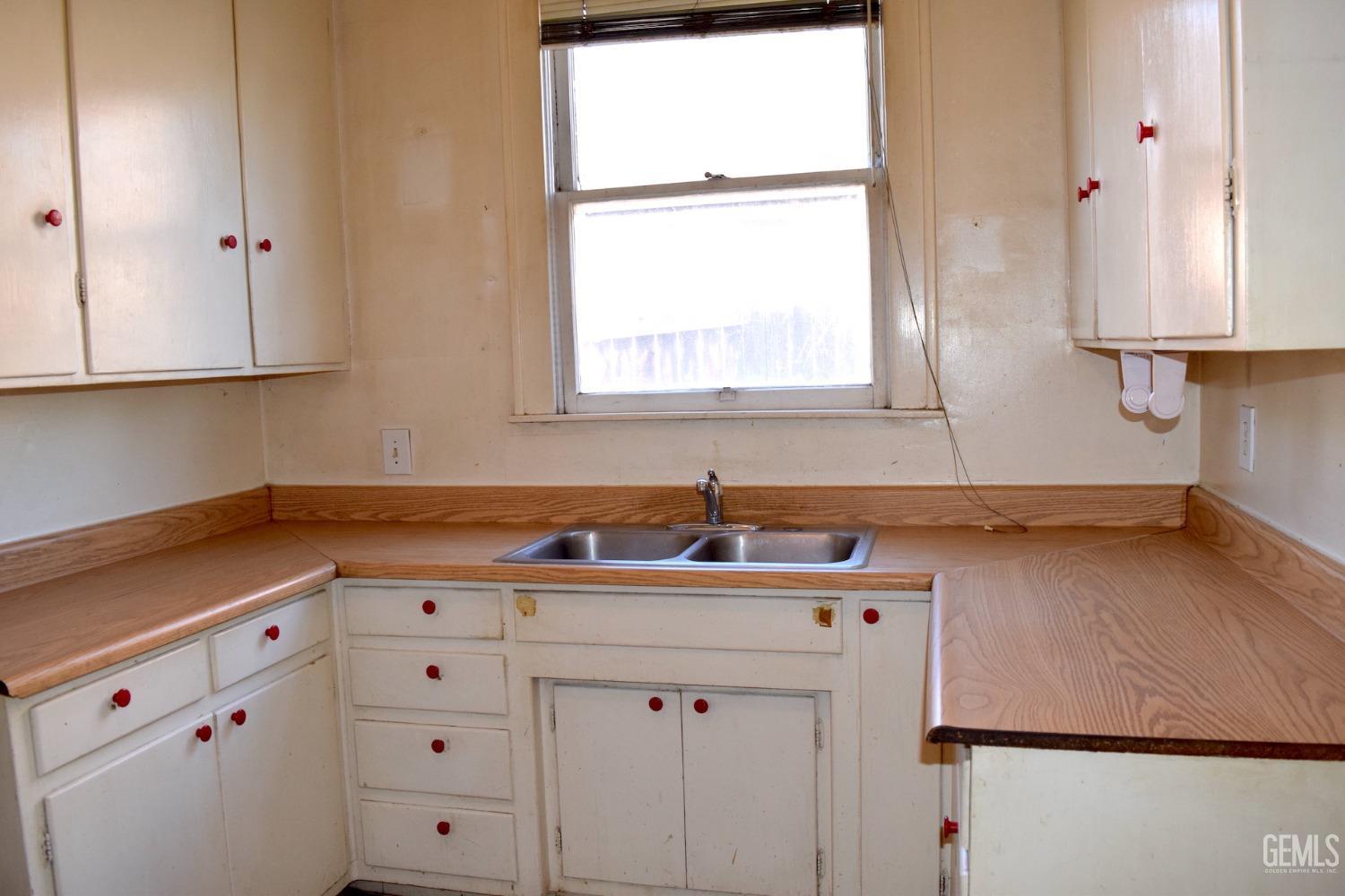 2226 Buena Vista Street