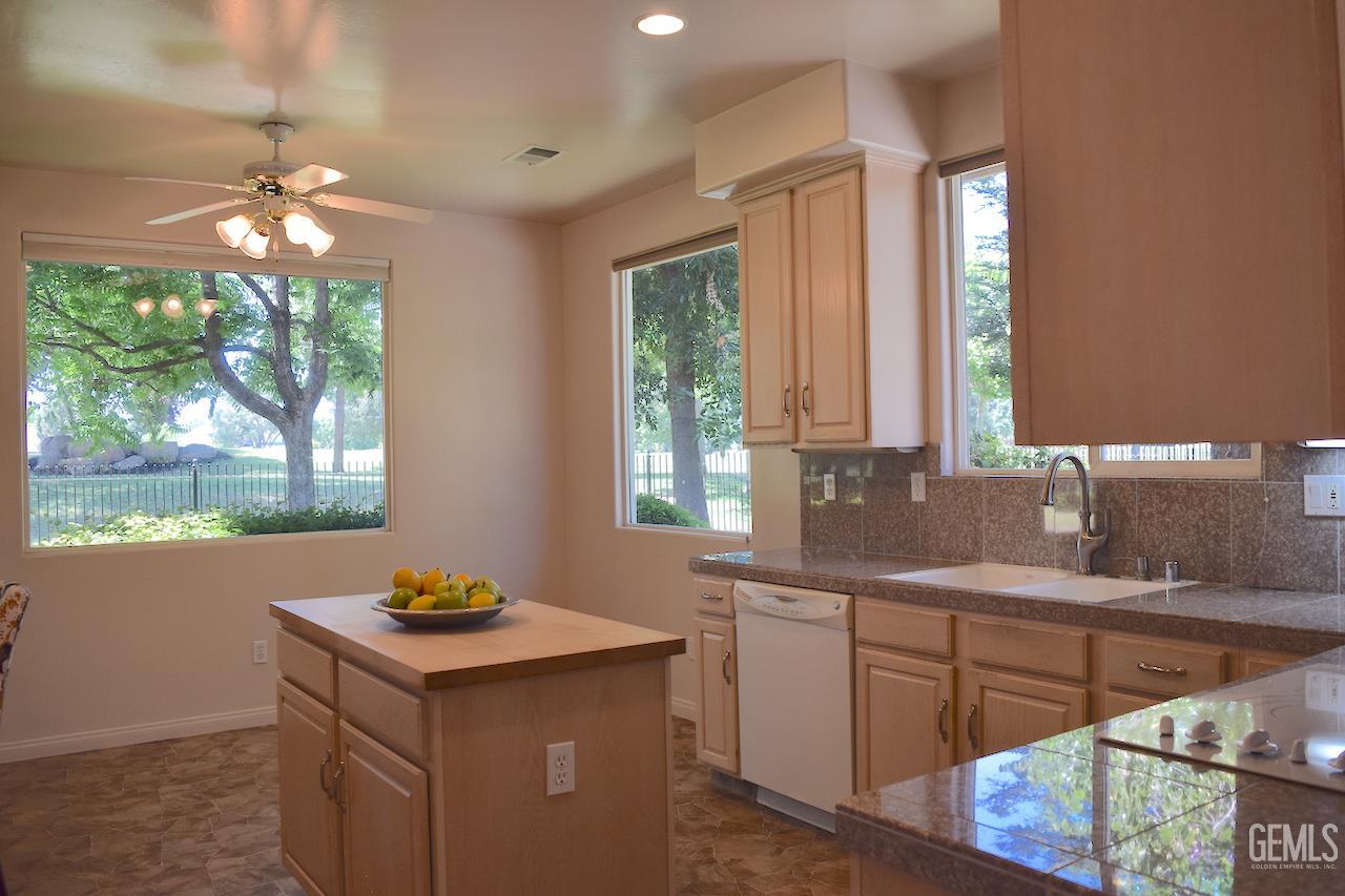 3019 Violet Rose Court