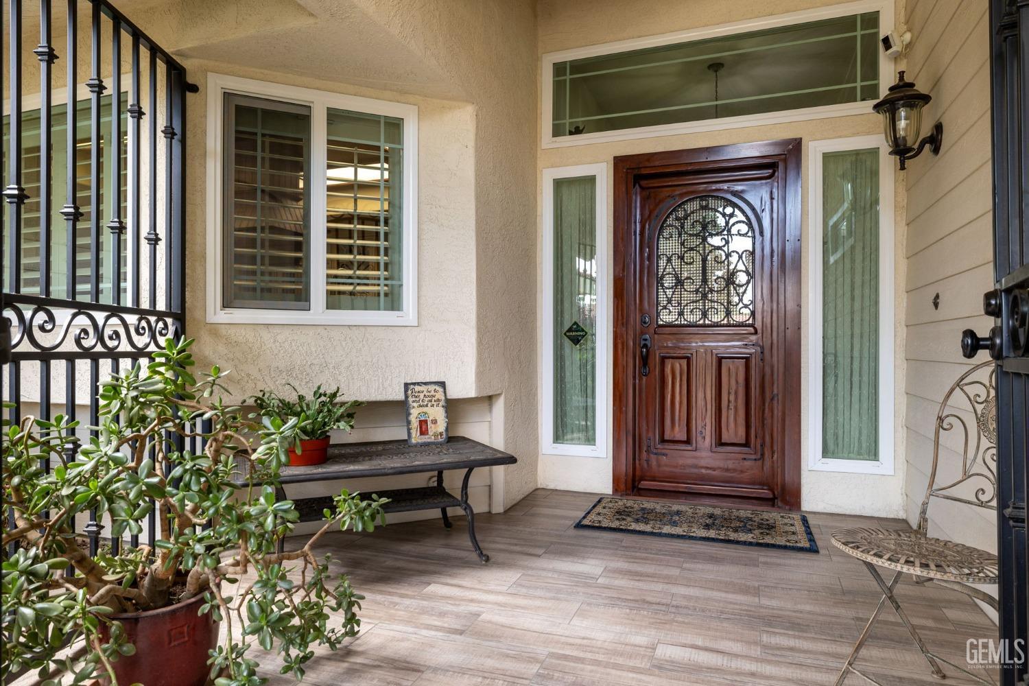 8612 Bridlewood Lane