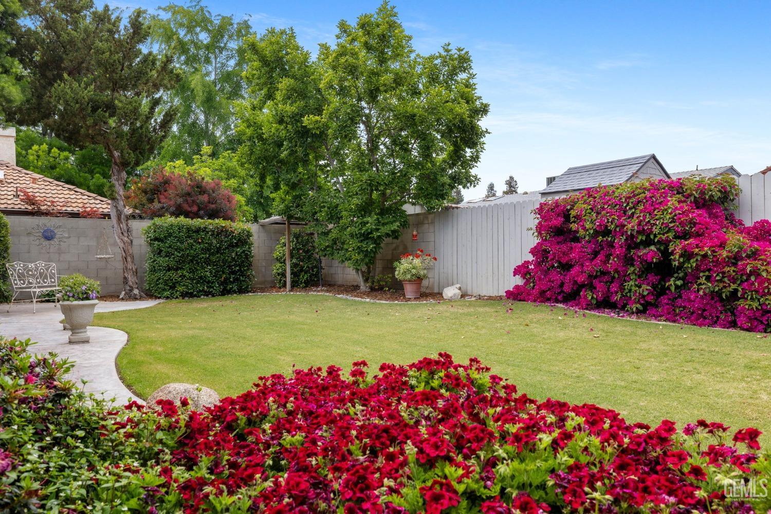 8612 Bridlewood Lane