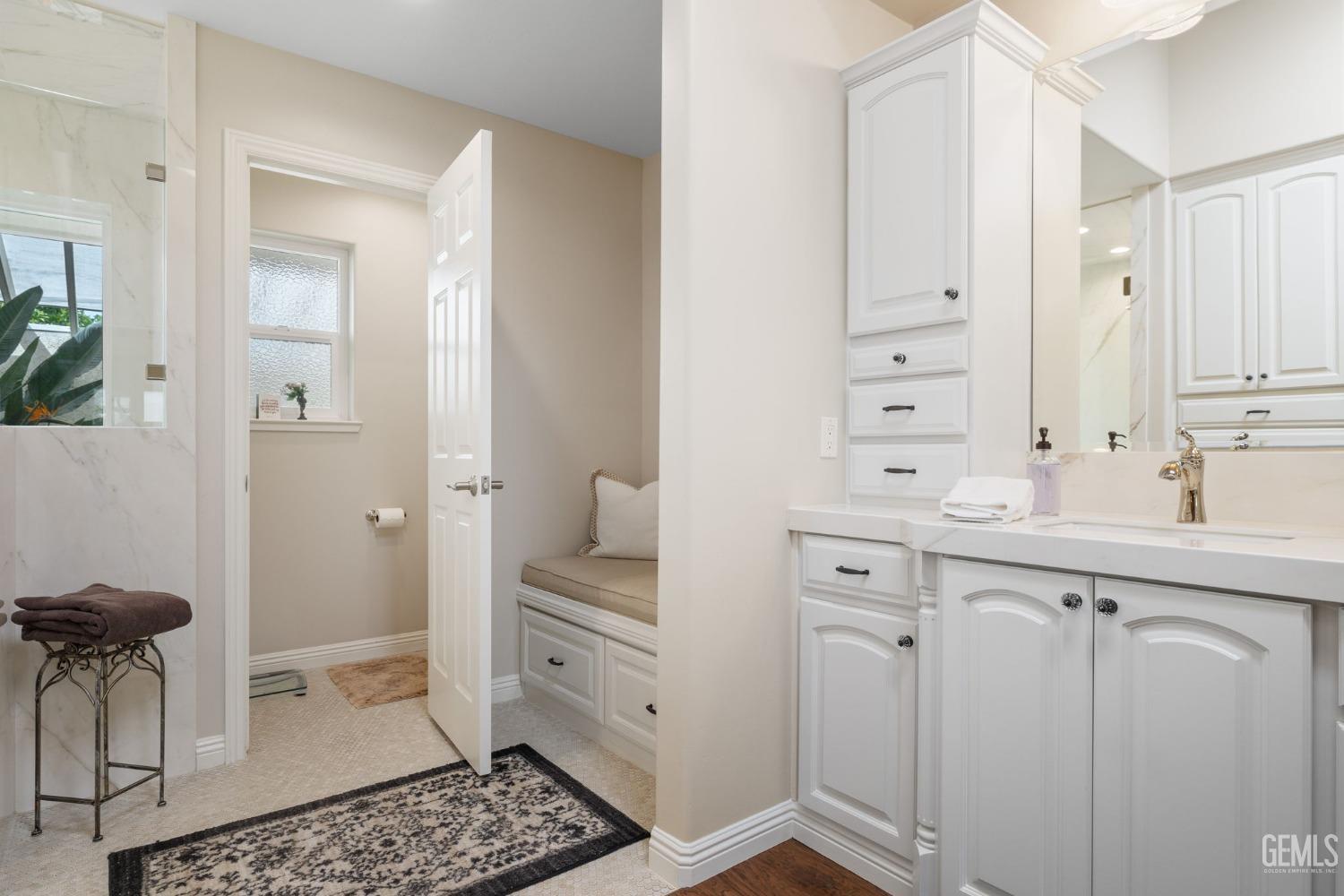 8612 Bridlewood Lane