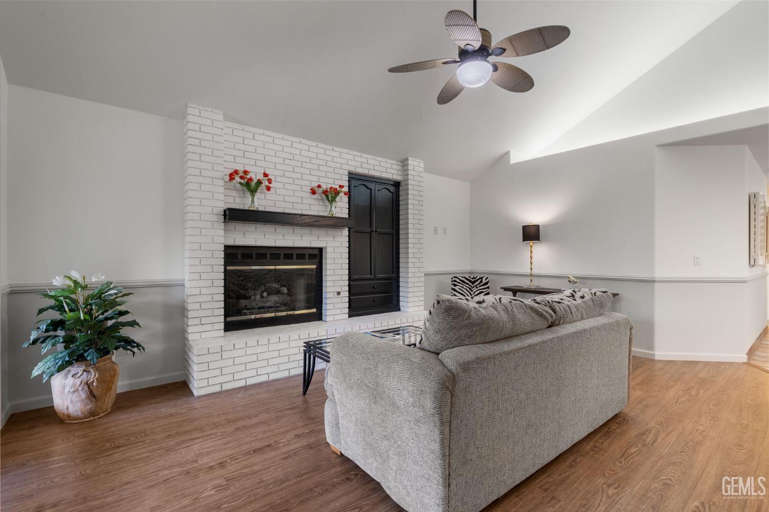 9605 Valley Forest Court