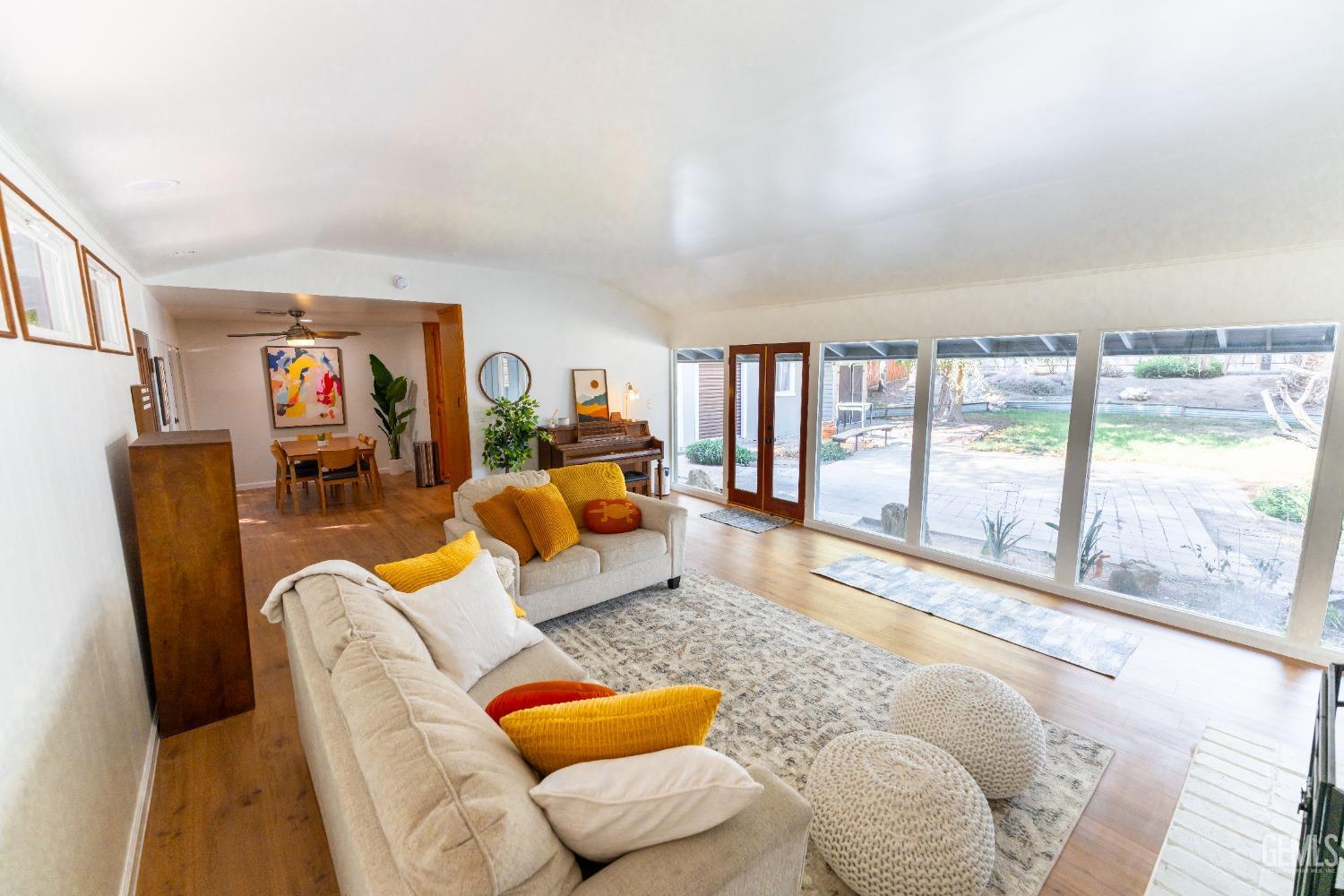 1764 Camino Primavera