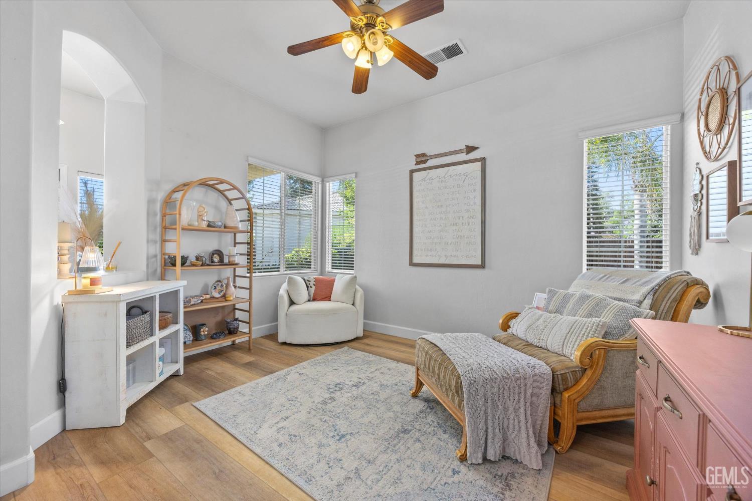 10404 Rose River Falls Avenue