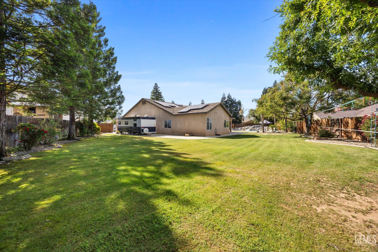 10404 Rose River Falls Avenue