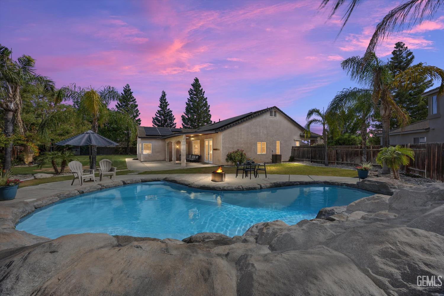 10404 Rose River Falls Avenue