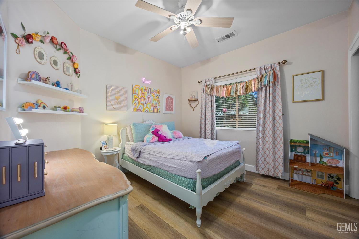 10404 Rose River Falls Avenue