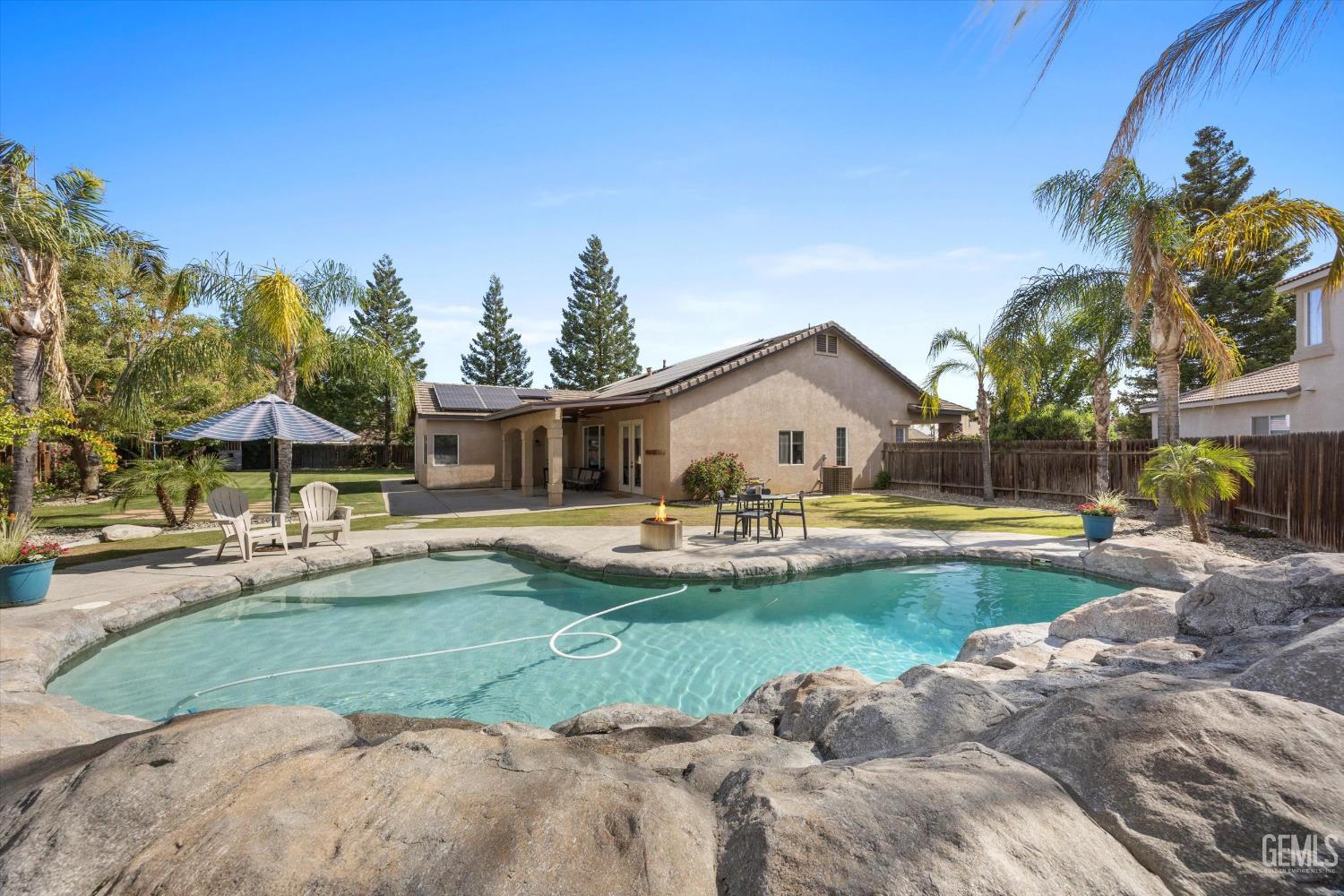 10404 Rose River Falls Avenue