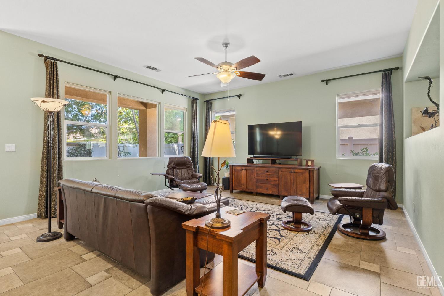 14621 Trumpetvine Place