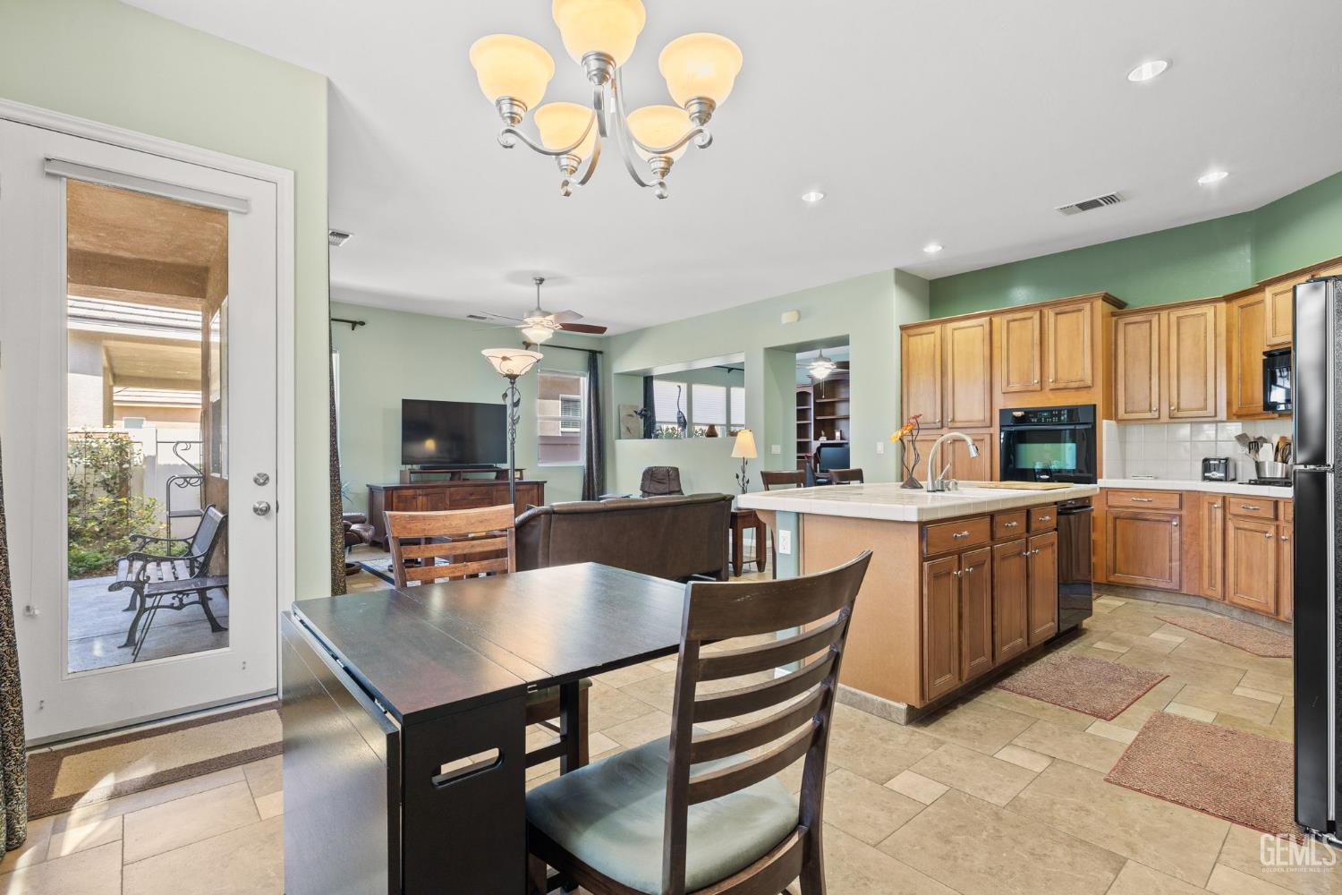 14621 Trumpetvine Place