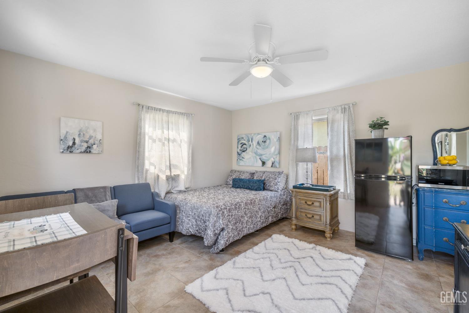 2702 Worthington Avenue