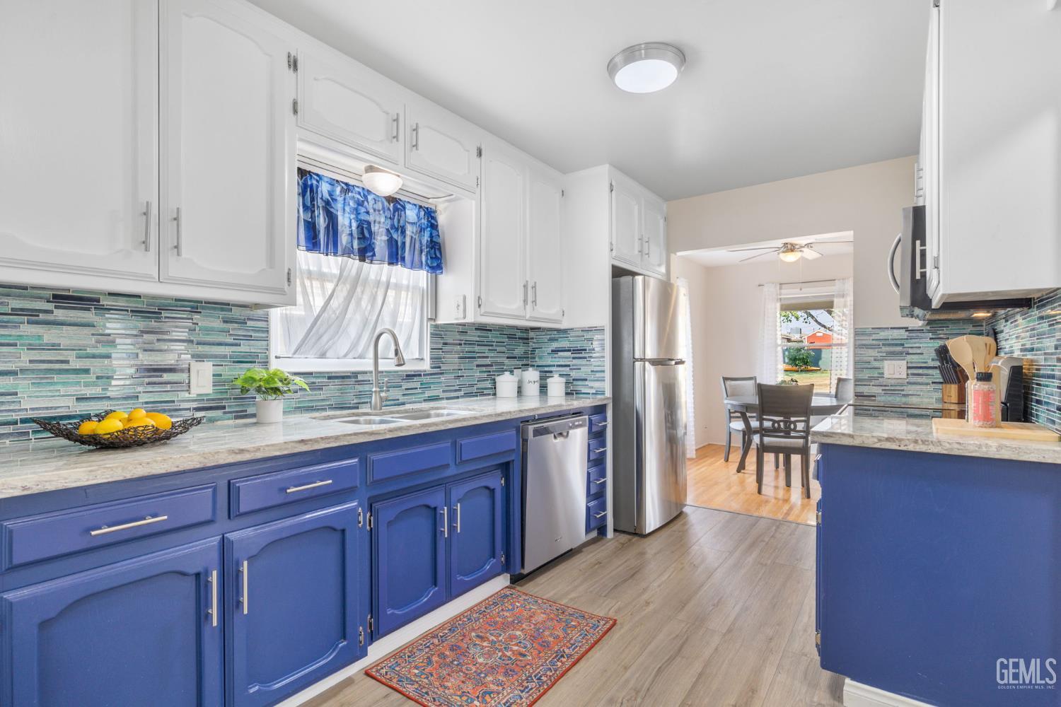 2702 Worthington Avenue