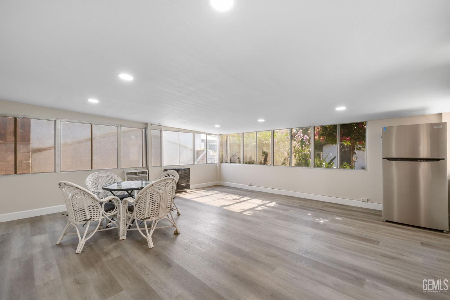 2702 Worthington Avenue