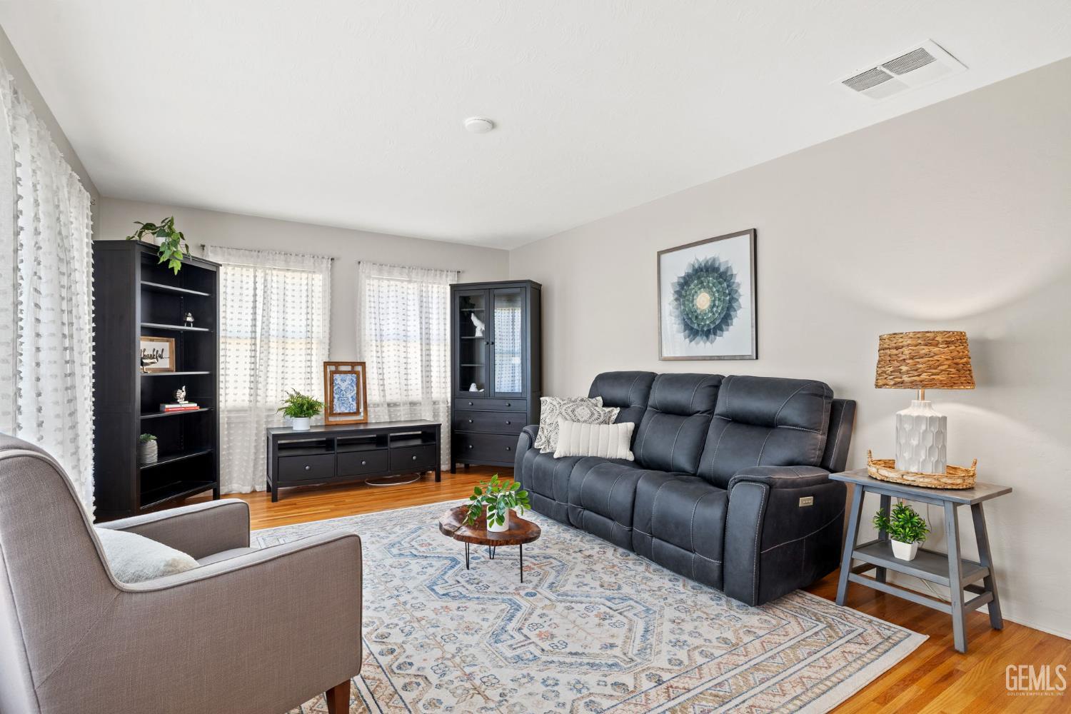 2702 Worthington Avenue