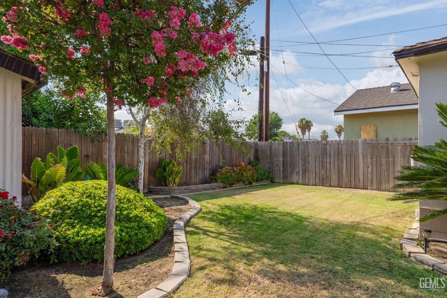 2702 Worthington Avenue