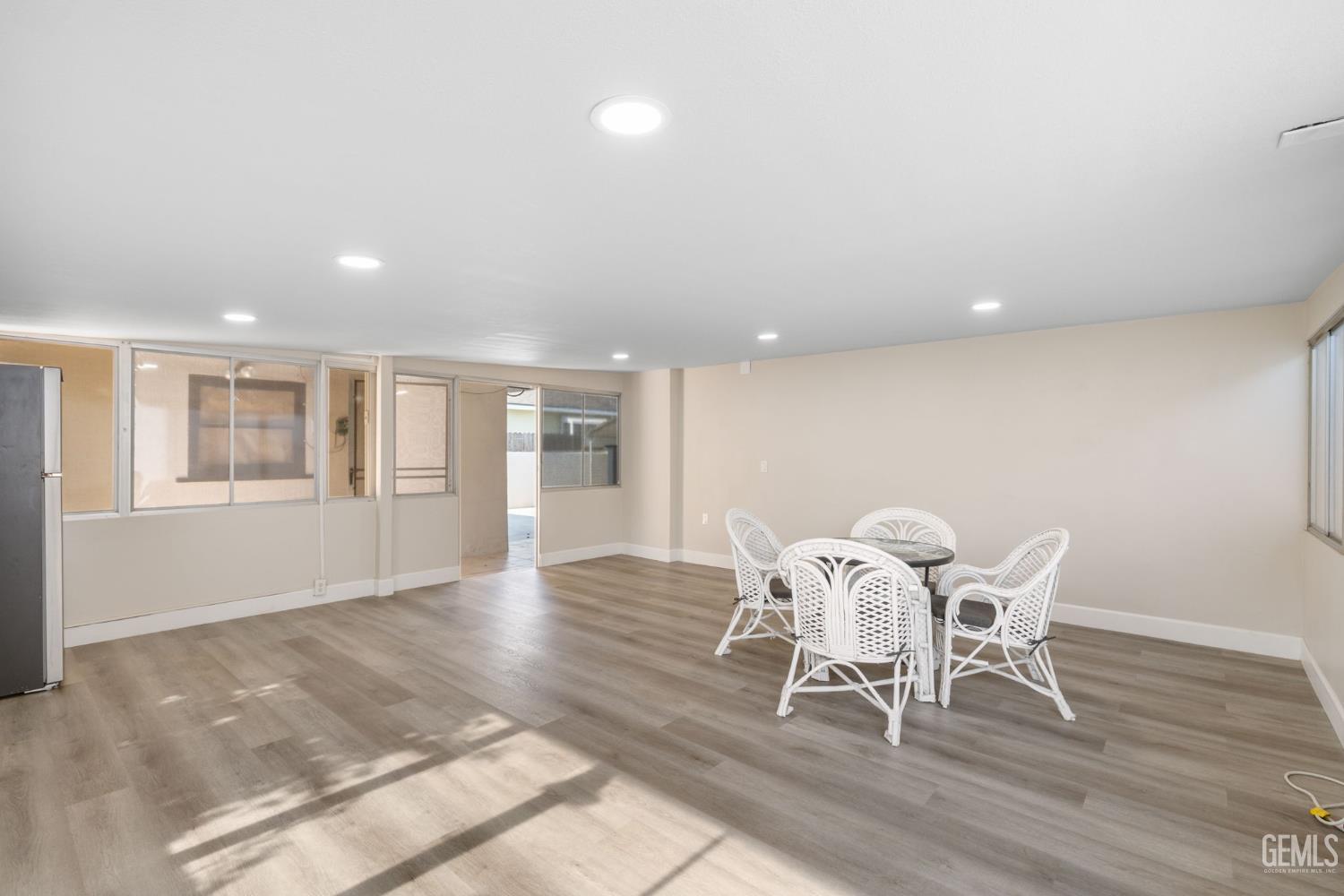 2702 Worthington Avenue